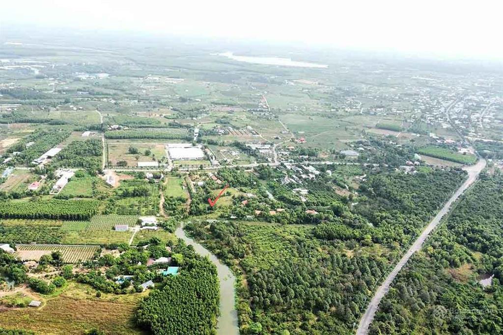 Bán đất 7000m2 giáp sông tại xuyên mộc, 14,5 tỷ vnd, mặt tiền 50m, 60 m mặt sông pháp lý đầy đủ