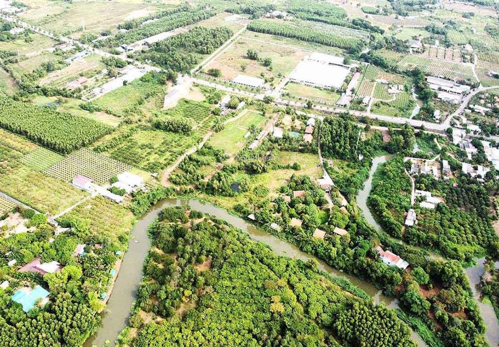 Bán đất 7000m2 giáp sông tại xuyên mộc, 14,5 tỷ vnd, mặt tiền 50m, 60 m mặt sông pháp lý đầy đủ
