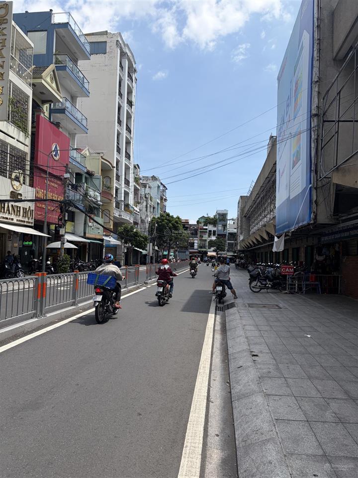 Hiếm có căn mặt tiền đường lê thạch, khu trung tâm hành chính quận 4