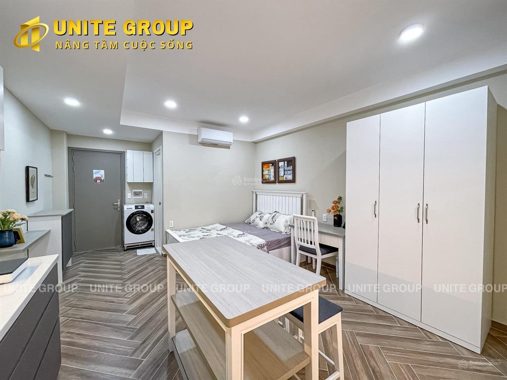 Căn hộ 1pn ban công full nội thất cao cấp, máy giặt riêng thang máy gần toà nhà viettel