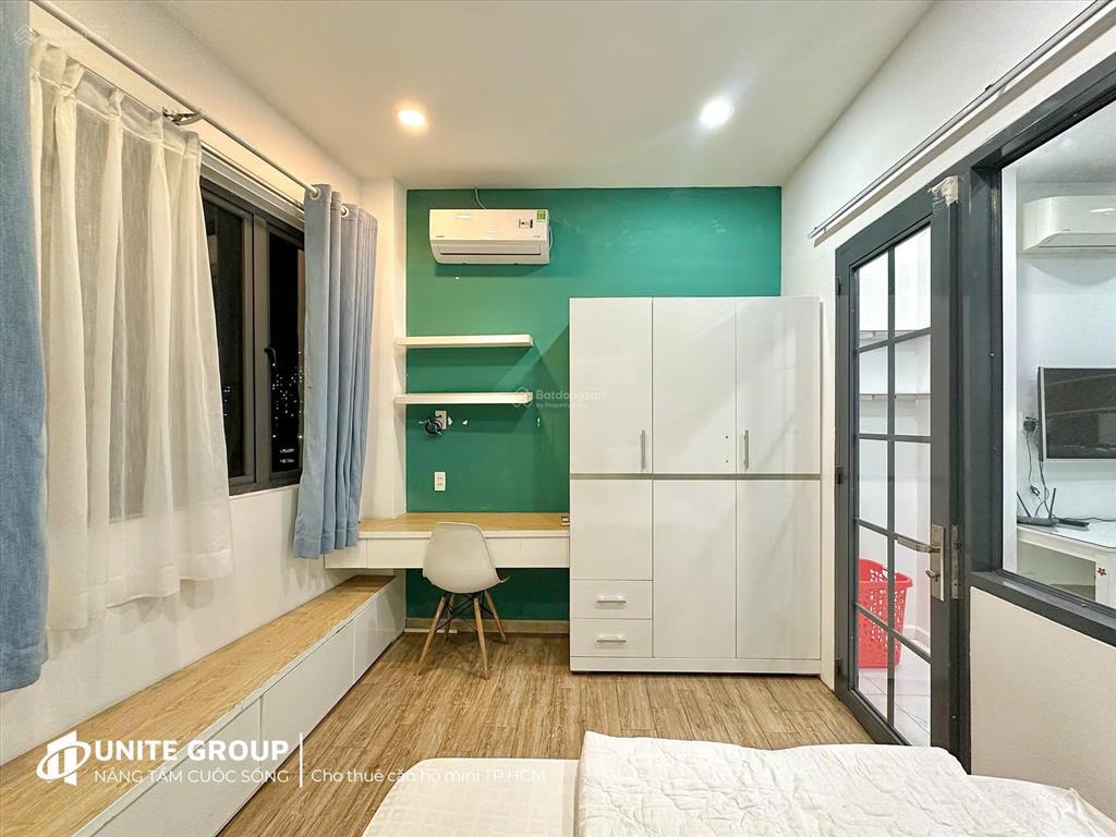 Căn hộ 1 phòng ngủ bancon trục đường bến vân đồn siêu đẹp, gần cầu khánh hội, calmette
