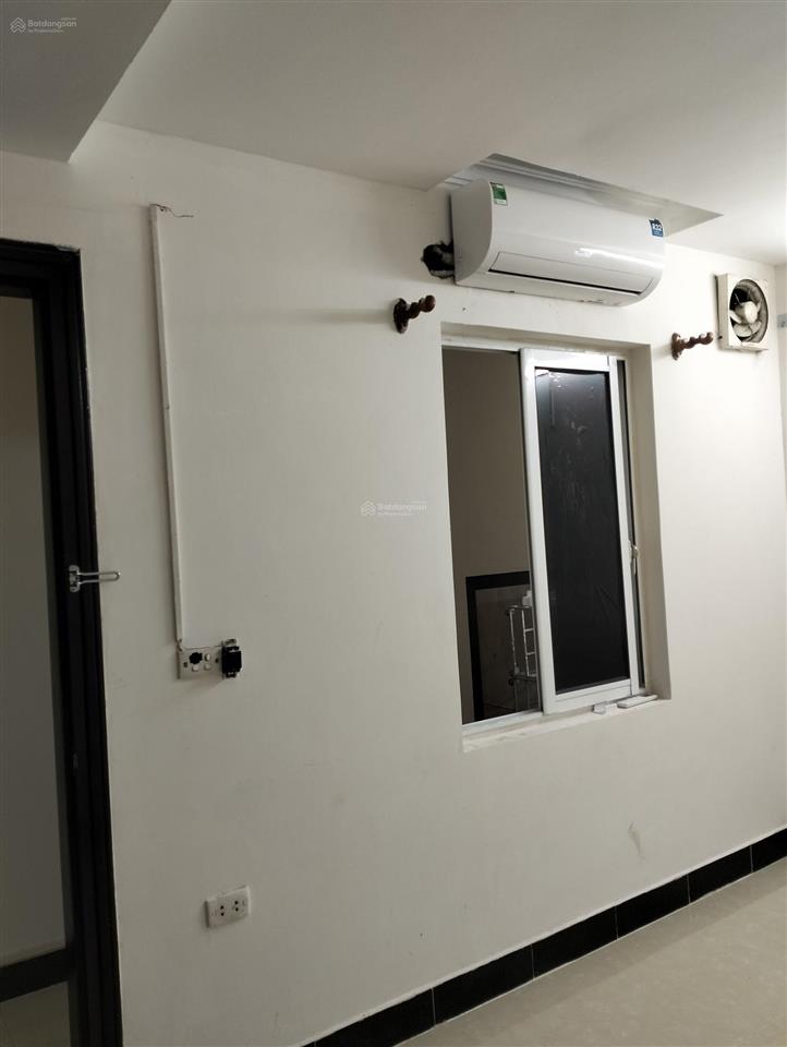 Cho thuê cc 1pn, 1wc, 45m2 tại ngõ 260 ngách 2 nhà số 6 phố đội cấn, giá cực chất 8,5 triệu vnd