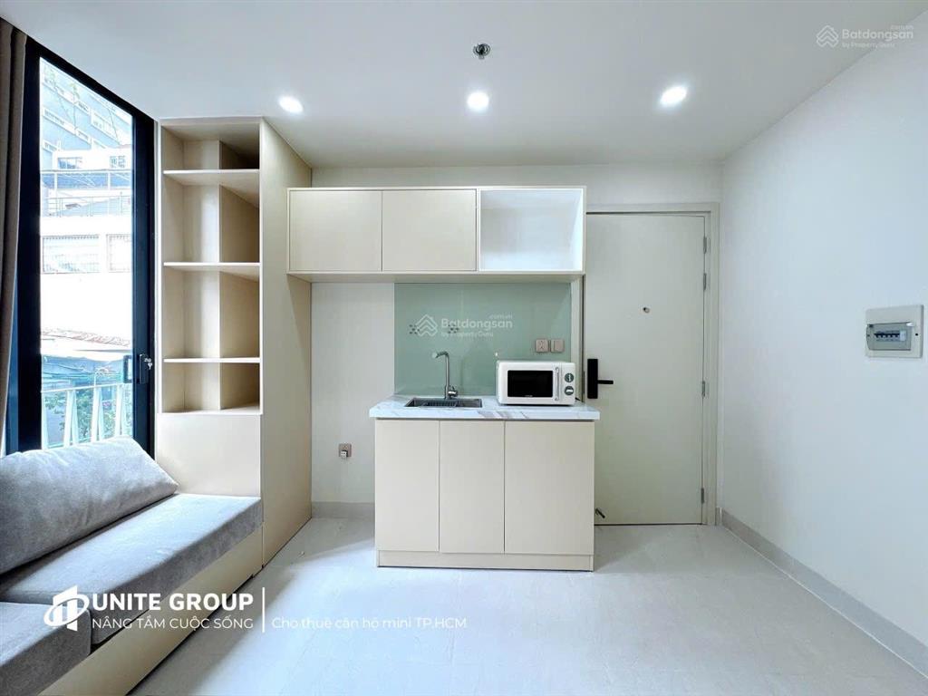 Căn hộ studio ban công thoáng mát full nội thất trần hưng đạo ,quận 1, gần cầu nguyễn văn cừ