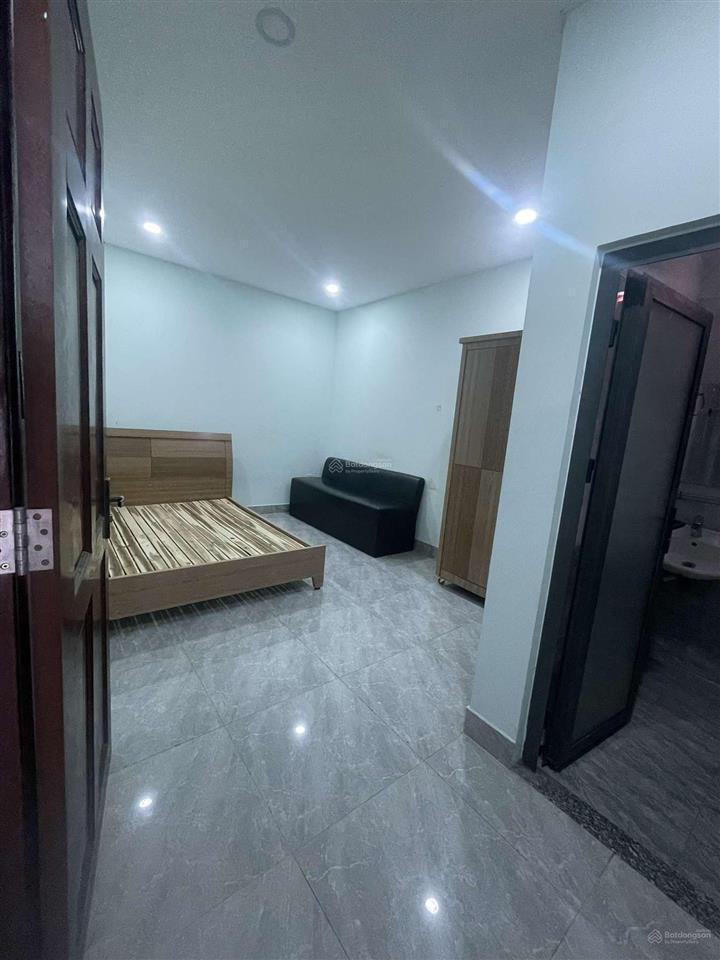 Phòng cho thuê 3 triệu  4 triệu, sẵn nội thất, khu tên lửa, gần aeon.