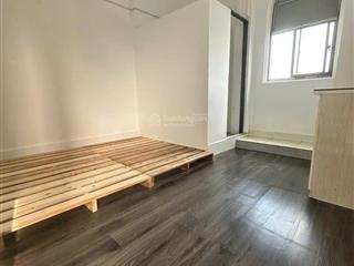 Cho thuê phòng giá 2.6 triệu  3.5 triệu/tháng ( ban công ) mt đường số 10, ngay phố ẩm thực