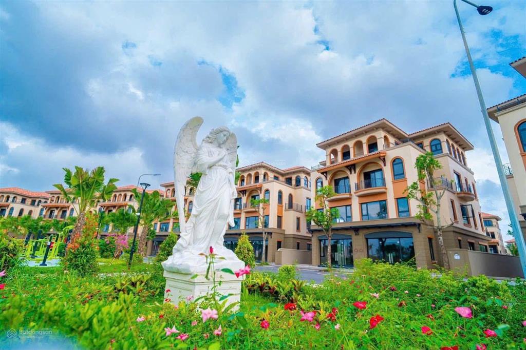 Giá sốc shophouse đảo thiên đường chỉ từ 11 tỷ, căn vip 2 mặt thoáng đẳng cấp nhất vin vũ yên