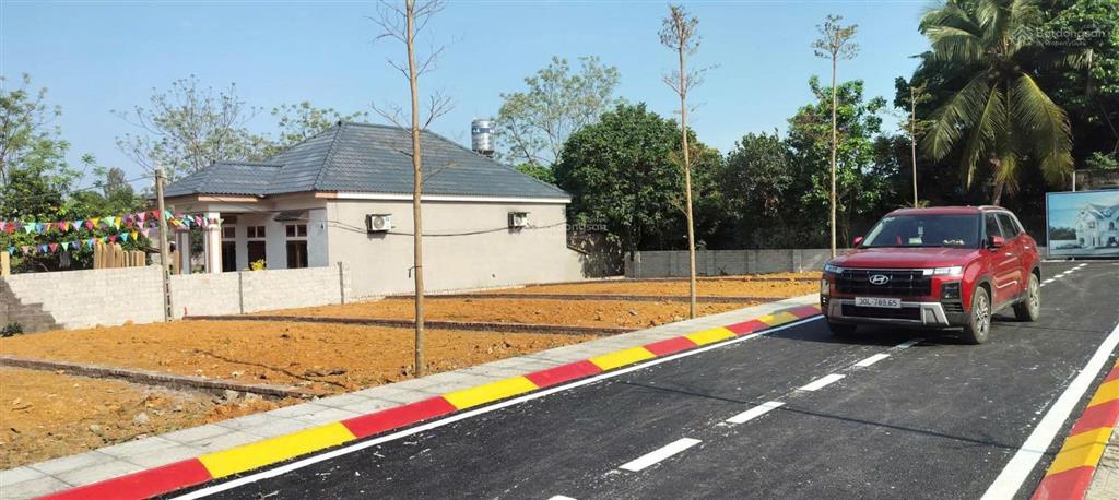 Bán đất thôn lại thượng, thạch thất, full thổ cư, dt 203,1m², ô tô đỗ cửa, giá chỉ 4,5 tỷ