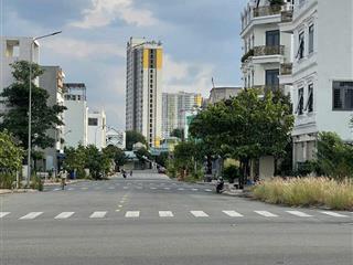 Đất khu nhà ở thương mại phú hồng thịnh x gần làng đại học quốc gia  tp hcm dt 5x12m giá 4.1 tỷ