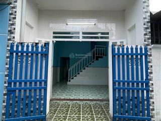 2 tỷ bớt lộc nhà shr gác lửng 3pn phường dĩ an (tp hcm), đường bê tông, ngang 4m nở hậu 4.2m