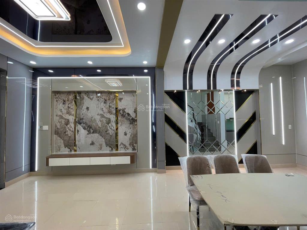 Nhà 1 trệt 2 lầu giáp ql 1k, phường đông hòa  tp hcm sân ô tô, 3pn, dt 74m2 giá 4.95 tỷ tl