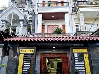 Cc bán nhà mới 2 lầu dt 90m2 sẵn 3pn dĩ an (tp hcm) sân đậu ô tô 7 chỗ, shr, hỗ trợ vay 70%