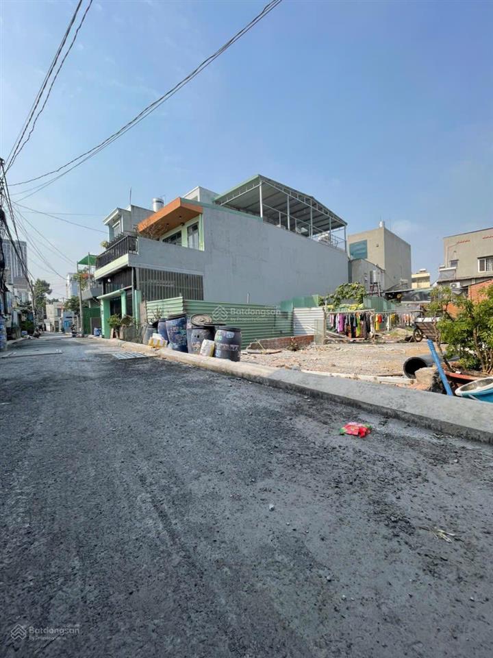 Đất ngộp giảm 700tr gần siêu thị go đông hòa, tp hcm dt đẹp 148m2 mặt tiền ngang 6m giá 4,8 tỷ