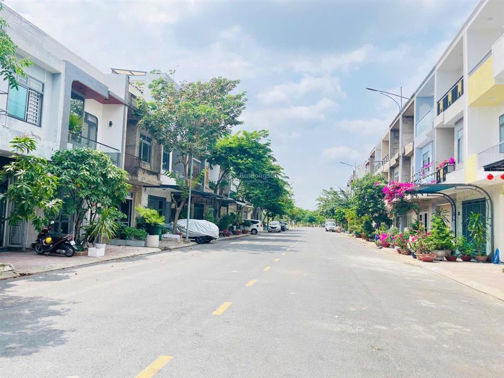 Nhà 1 lầu khu nhà ở thắng lợi, trục chính đường số 1 dt 77.5m2 giá 4.35 tỷ shr đã hoàn công
