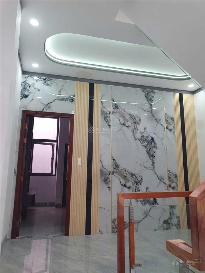 Nhà đẹp kdc dĩ an 1 trệt 2 lầu đường 8m có vỉa hè, gần cafe cá koi toàn phát, phường dĩ an, tp.hcm