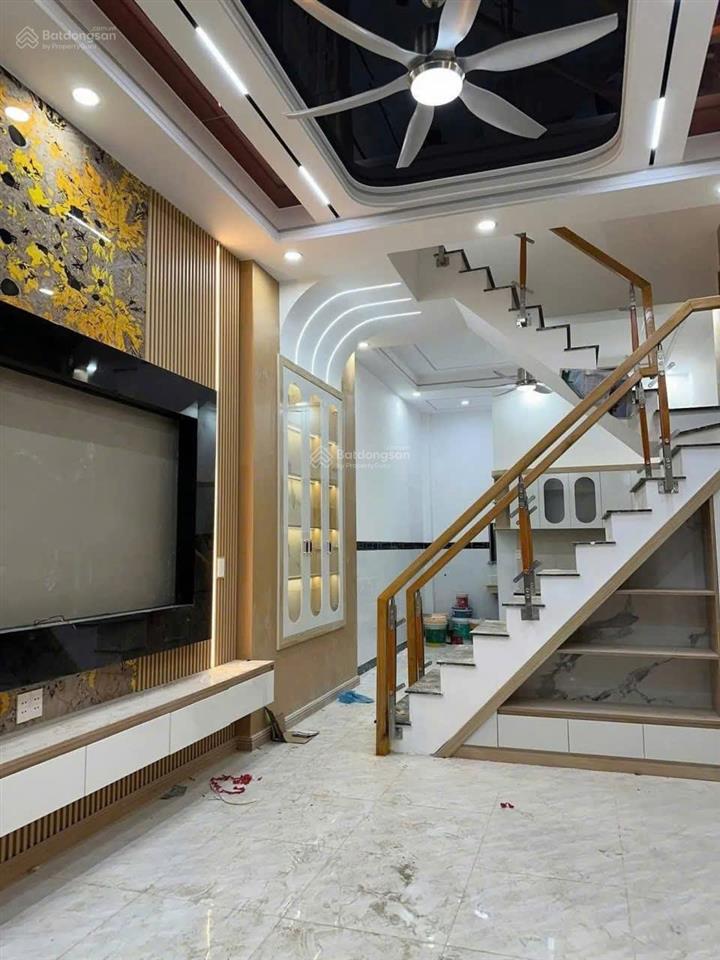 Nhà đẹp kdc dĩ an 1 trệt 2 lầu đường 8m có vỉa hè, gần cafe cá koi toàn phát, phường dĩ an, tp.hcm