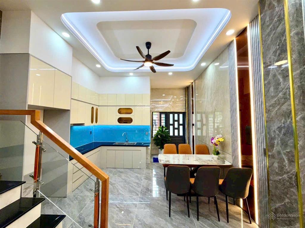 Nhà phố kdc lê phong  dĩ an , tp.hcm giá 5tỷ950tr diện tích 70m2  0975 339 ***