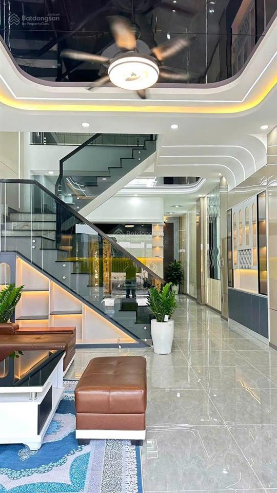 Chính chủ bán nhà 2 lầu 1 trệt p. dĩ an, tp.hcm giá 7,8 tỷ  0975 339 ***