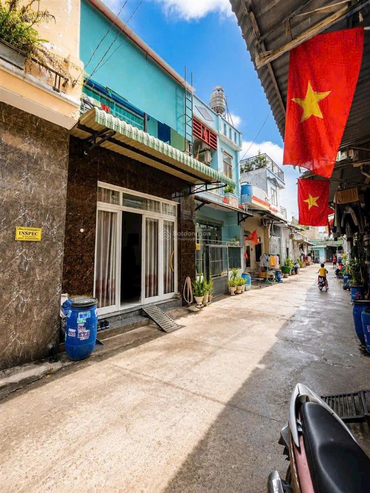 Cần chuyển sang nhà lớn hơn nên cần bán căn nhà tâm huyết giá 3.35 tỷ  0975 339 ***