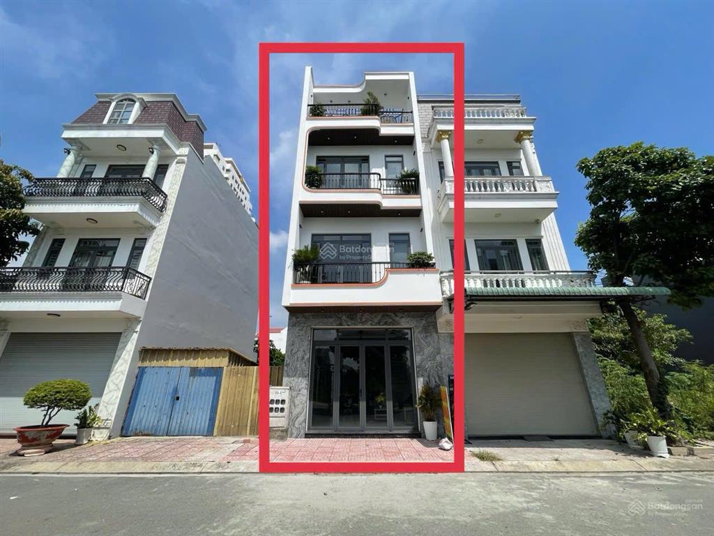 Bán nhà mới hoàn công p. dĩ an, 60m2 ngang 5m, 4pn, đường nhựa d1, gần vincom 550,  0975 339 ***