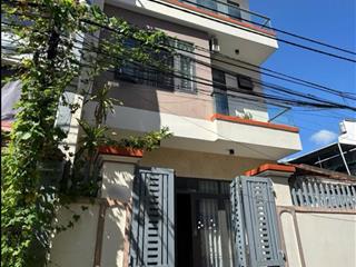 Gấp bán giảm gần 1 tỷ, gần emart phan văn trị  70.8m2  hẻm xe hơi, 3 tầng  4pn