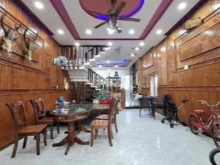 Sát mặt tiền thống nhất  65m2  3 tầng  chỉ hơn 5 tỷ