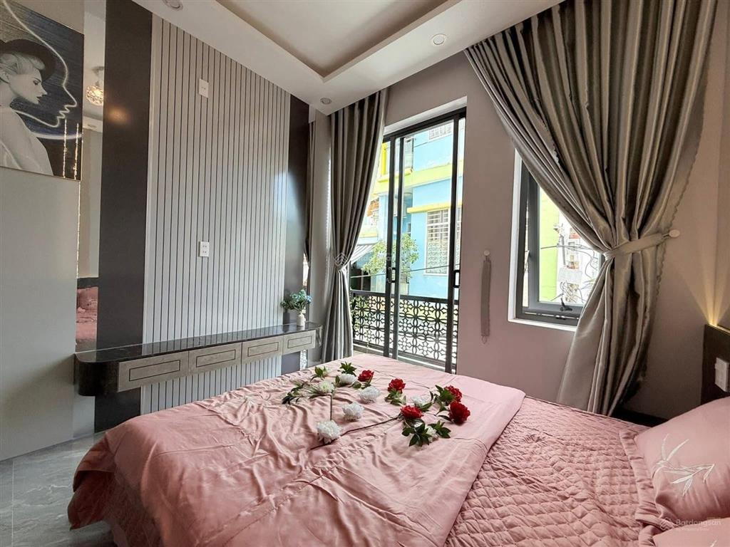 Ngay đại học công nghiệp, hẻm xe hơi, 65m2 chỉ 5.x tỷ
