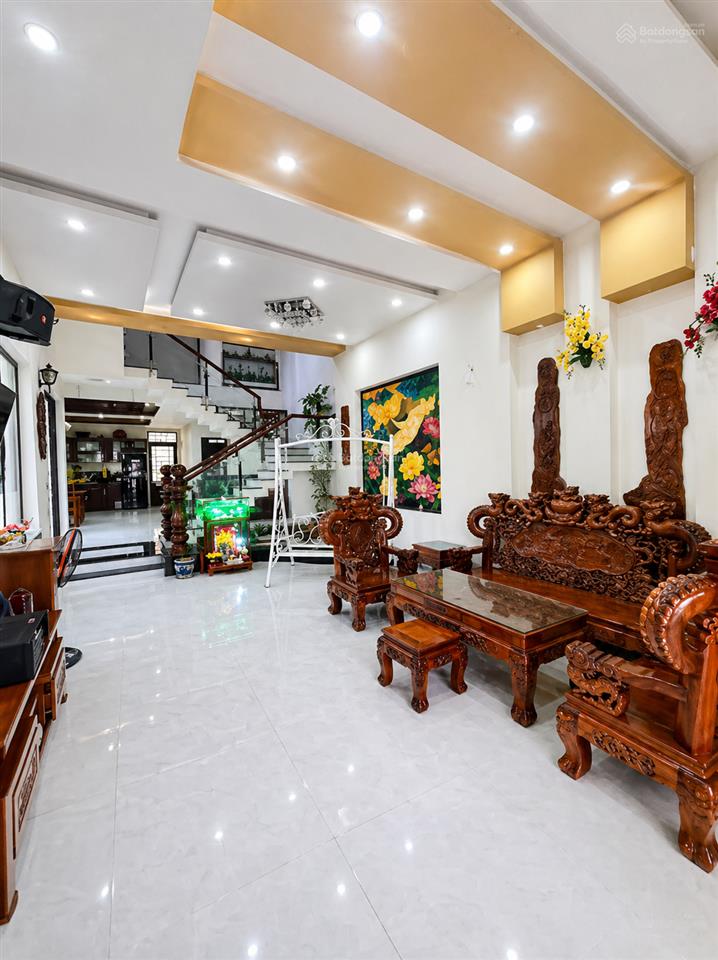 Không có căn thứ 2  đường 8m  lotte mart  nguyễn văn lượng  80m2  chỉ hơn 5 tỷ