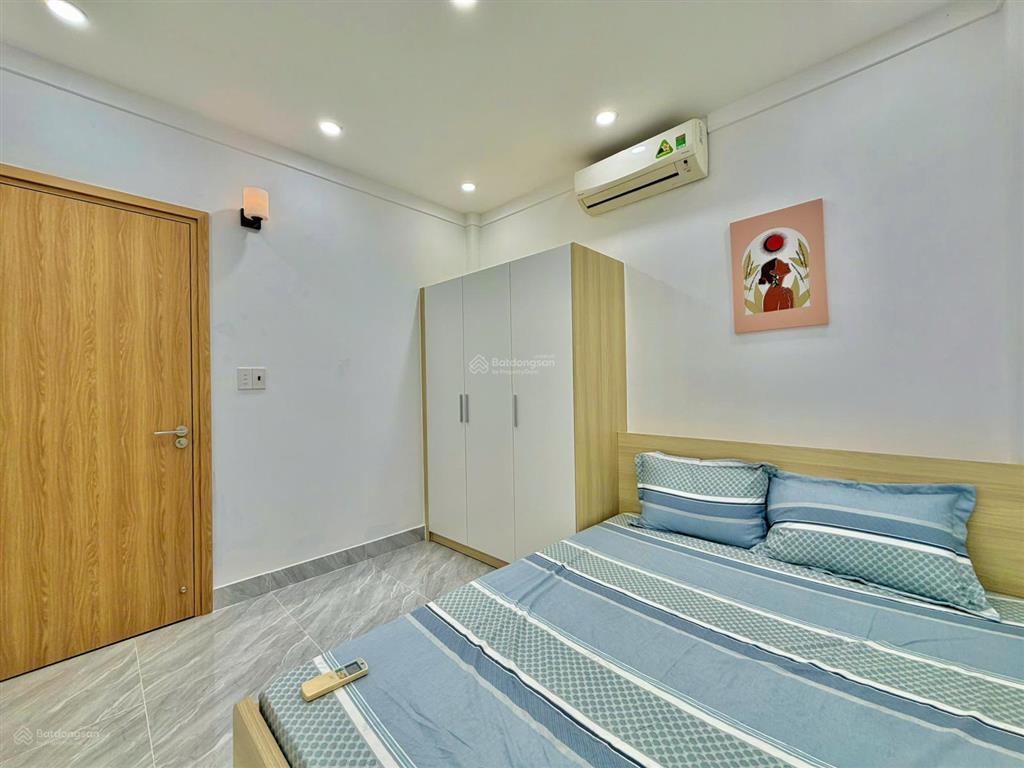 Giảm 500 triệu bán nhanh căn nhà 2 tầng sát hẻm ô tô  đường phan văn trị, bình thạnh  sổ hồng 