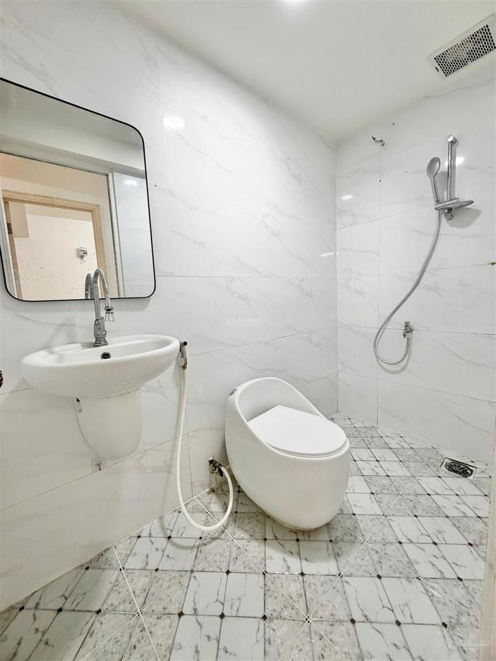 Hiếm! căn góc 3pn, 3wc chung cư bàu cát 2  dtsd 105m  5,35 tỷ tl