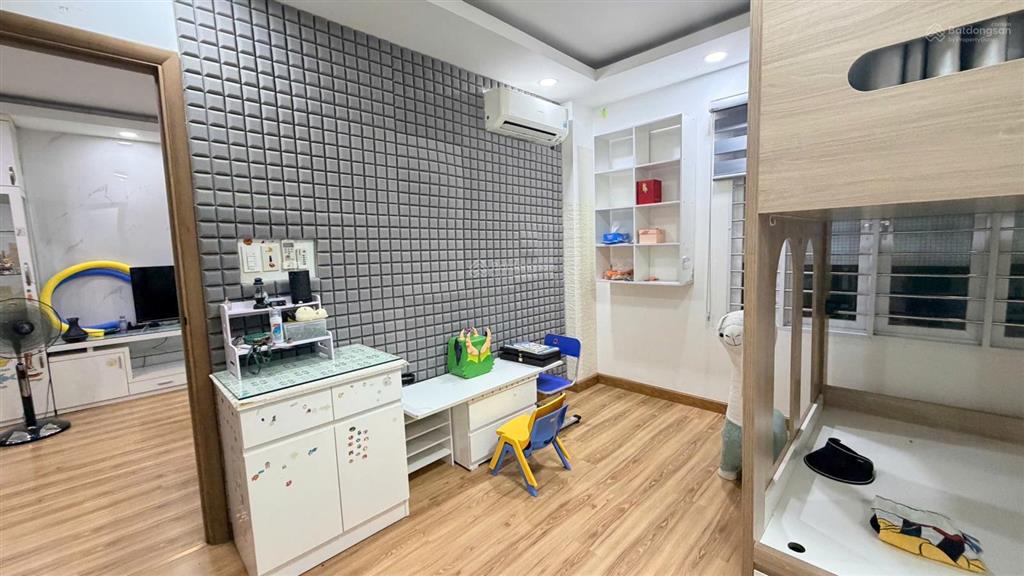Giá gây sốc! căn hộ 3pn quận 4  89m2  full nội thất  sổ hồng riêng  chỉ 4,3 tỷ (tl)