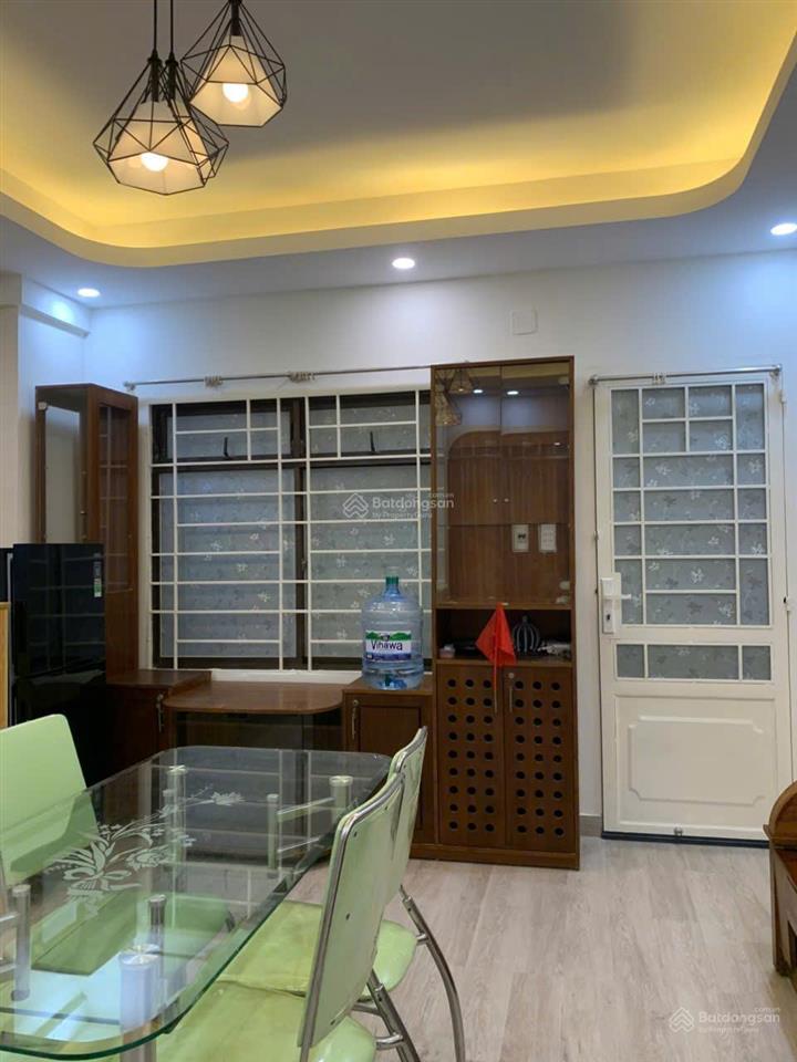 Chỉ 3,8 tỷ bán nhanh chcc tôn thất thuyết  2pn, 2wc  full nội thất  sổ chuẩn, tầng cao thoáng.