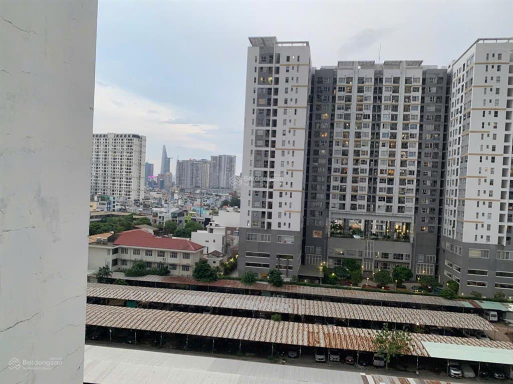 Chỉ 3,8 tỷ bán nhanh chcc tôn thất thuyết  2pn, 2wc  full nội thất  sổ chuẩn, tầng cao thoáng.