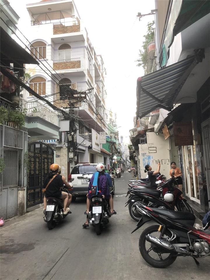 Bán nhà hẻm ba gác hòa hưng, phường 13, quận 10  sổ hồng chính chủ giá 4,55 tỷ (tl)