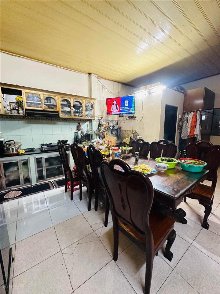 [hàng kín] nhà ngay trung tâm hiệp phú  ngã 4 thủ đức