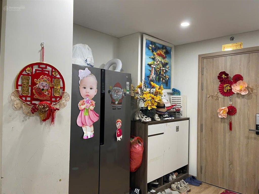Bán chung cư riverview tây hồ, view sông hồng. căn hộ siêu đẹp  có lot đỗ ô tô. giá nhỉnh 10 tỷ.