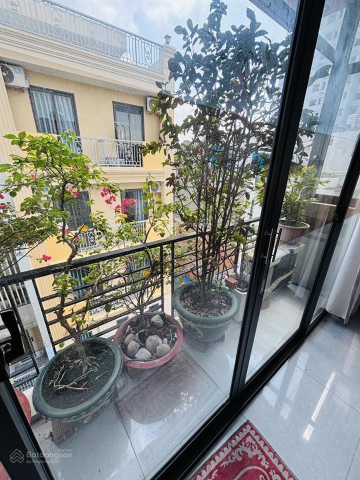 Bán nhà ngay hòa bình  đầm sen, chính chủ trang bìa, 52m2, 8.5 tỷ thương lượng