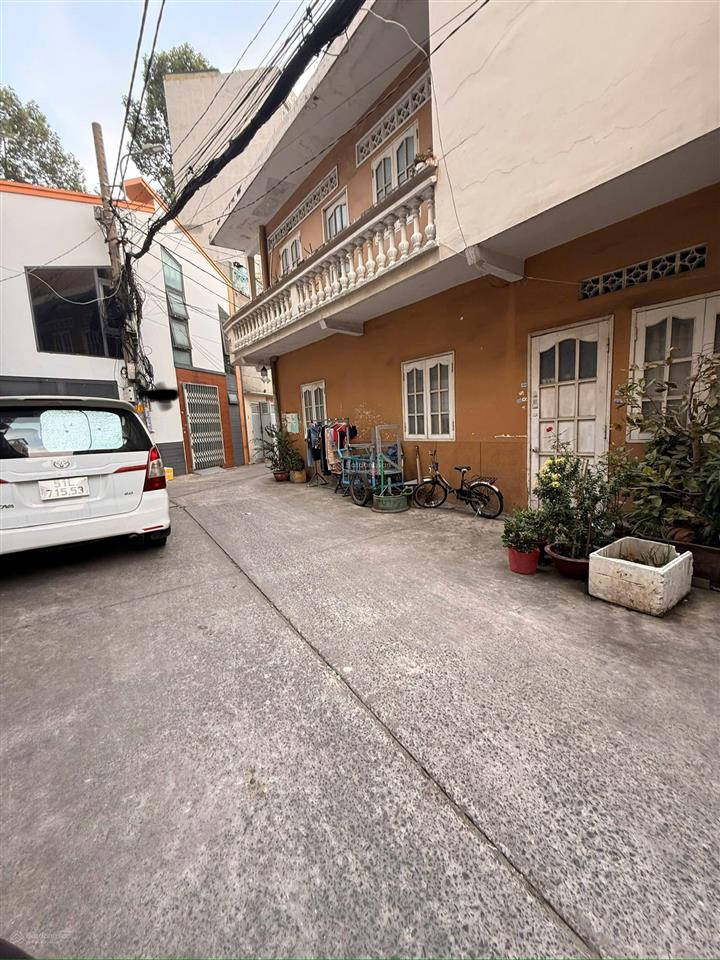 Nhà cũ tiện xây mới  hxh  hiếm  giá trị cao  chỉ nhỉnh 7 tỷ