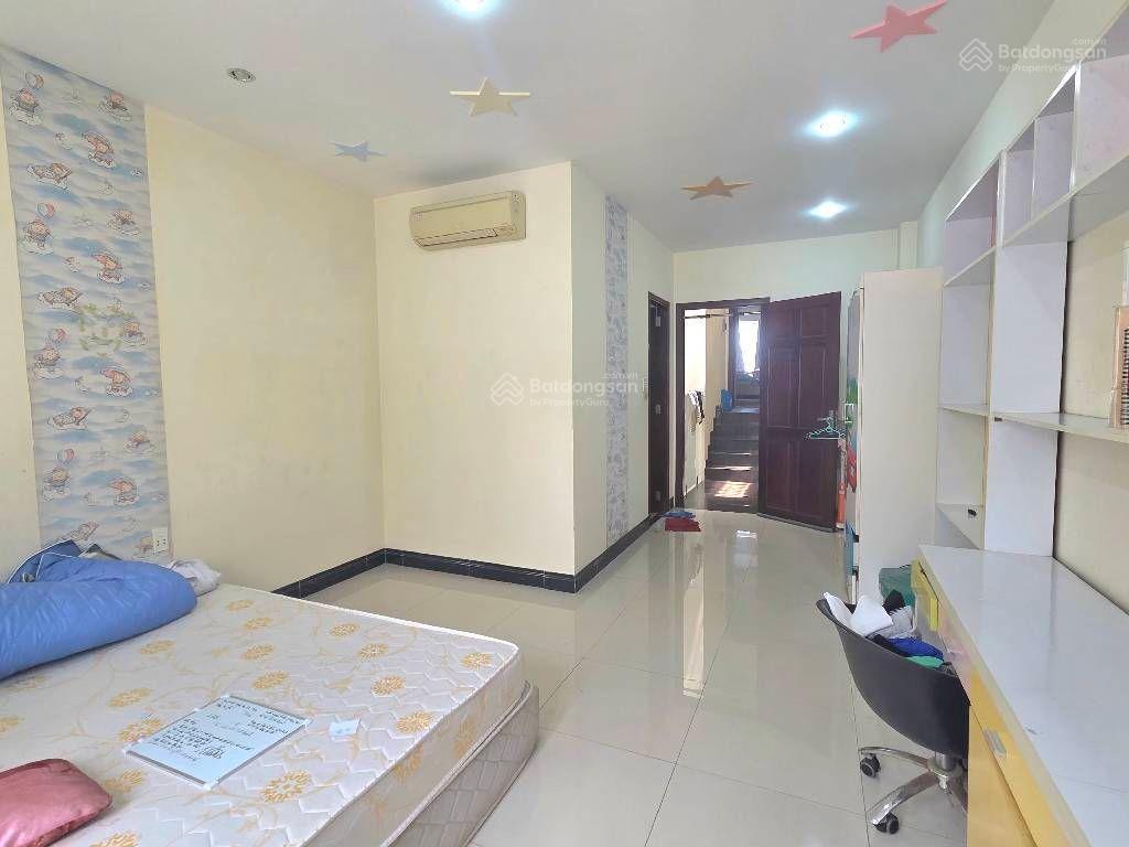 Mtkd tô hiệu  106m2  4 tầng  đường 20m, lề 6m  giá tốt