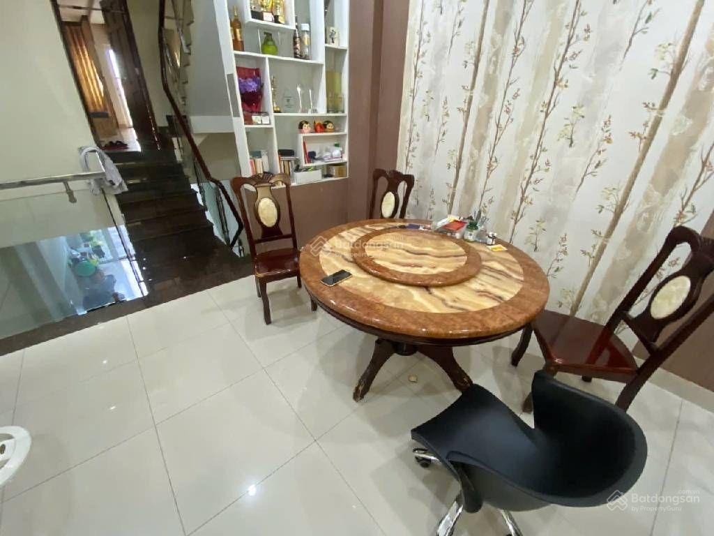 Mtkd tô hiệu  106m2  4 tầng  đường 20m, lề 6m  giá tốt