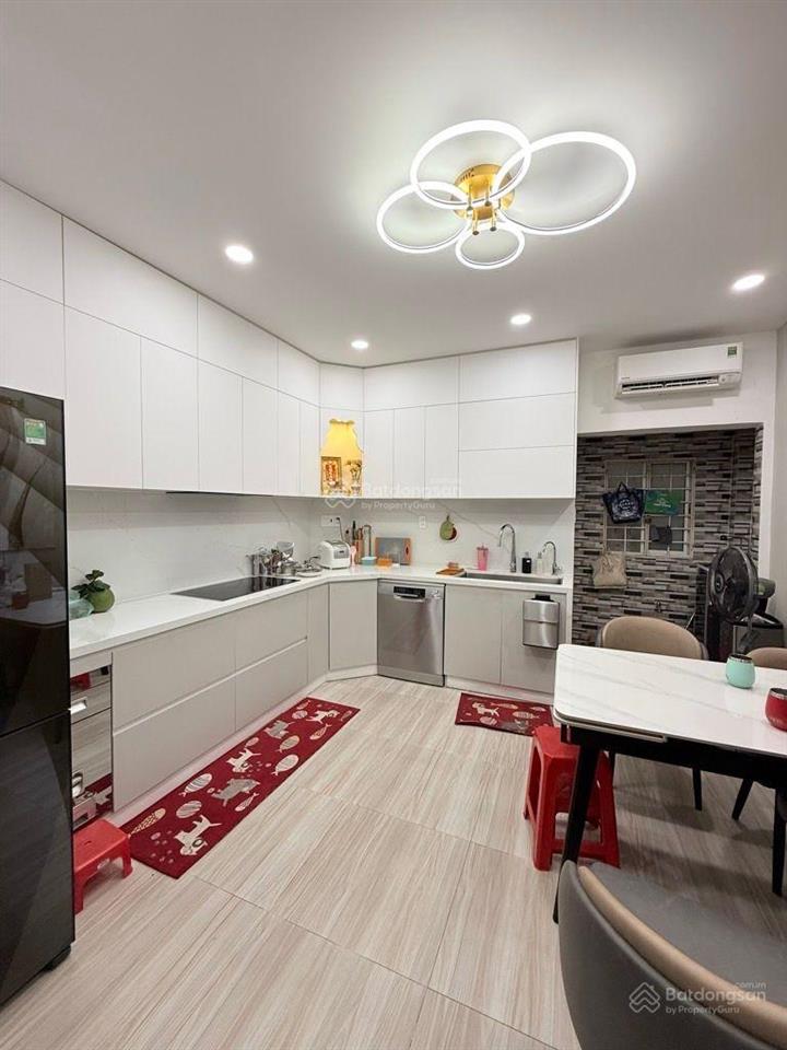 Bán nhà mặt phố tại cư xá bình thới,lãnh binh thăng,giá tốt