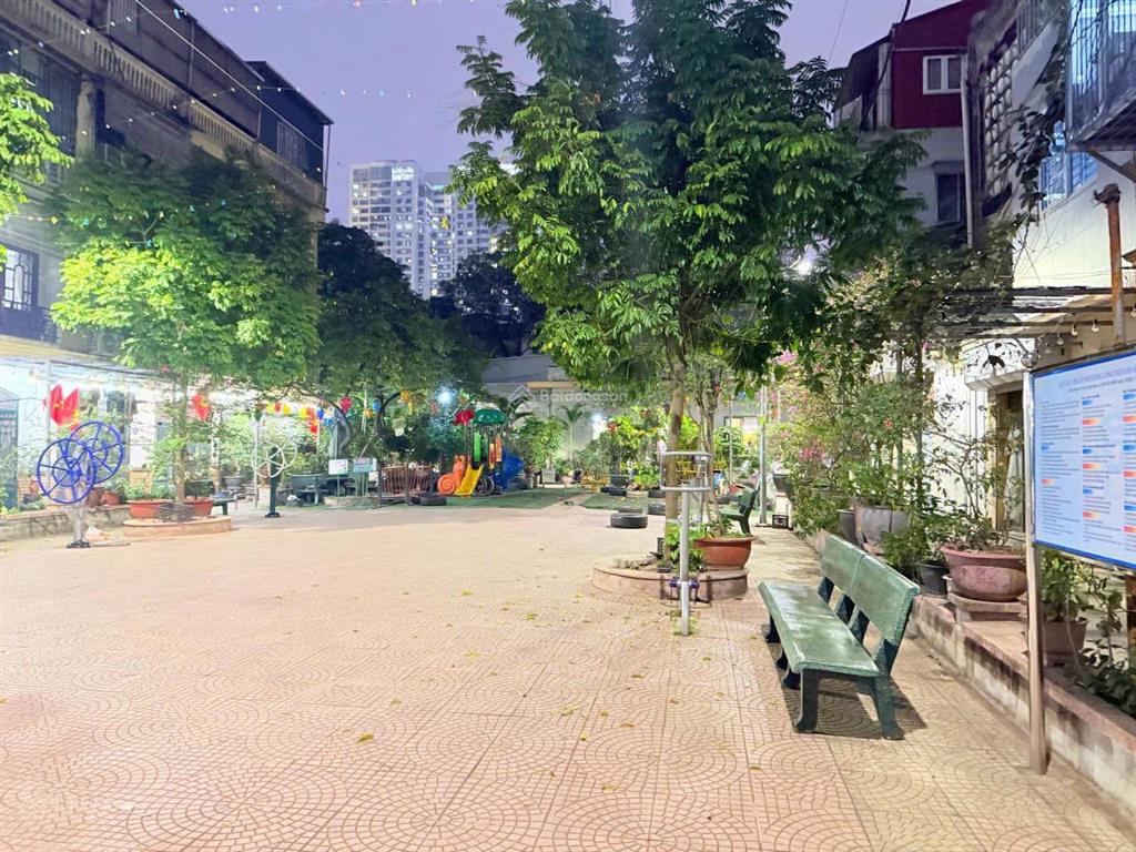Bán căn hộ tập thể đại học thủy lợi, chùa bộc, đống đa, siêu đẹp, 40m², 5.1 tỷ