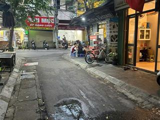  chính chủ bán gấp căn hộ tập thể tầng 1 nghĩa tân, cầu giấy, siêu đẹp, 101m2, 10.2 tỷ