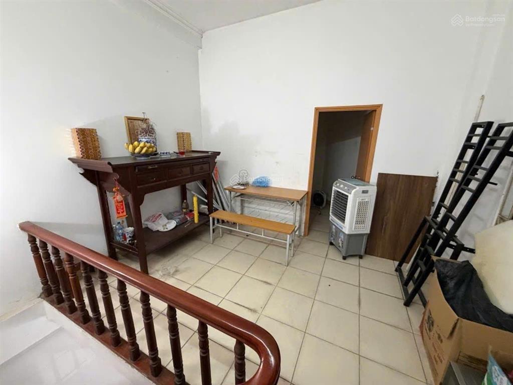 Bán căn hộ tập thể nam đồng, đống đa, siêu rẻ, 31m2, 5.8 tỷ