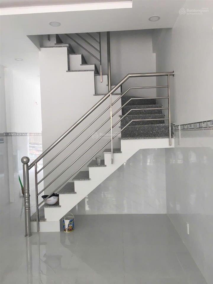 Cho thuê nhà mới mặt tiền nguyễn kiệm 1 trệt 2 lầu đối diện cổng bv175 giá 17tr