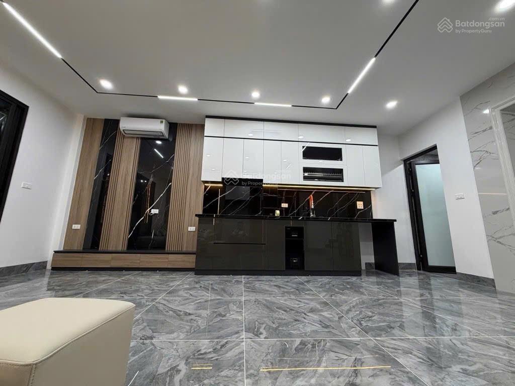 Mặt phố  ô tô tránh  kinh doanh đỉnh  cách đường mới 100m  6 tầng thang máy  mặt tiền bề thế