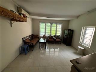 Bán nhà đầm trấu  phân lô ô tô đỗ cửa  kinh doanh sầm uất ngày đêm  nhà còn mới về thêm nước sơn