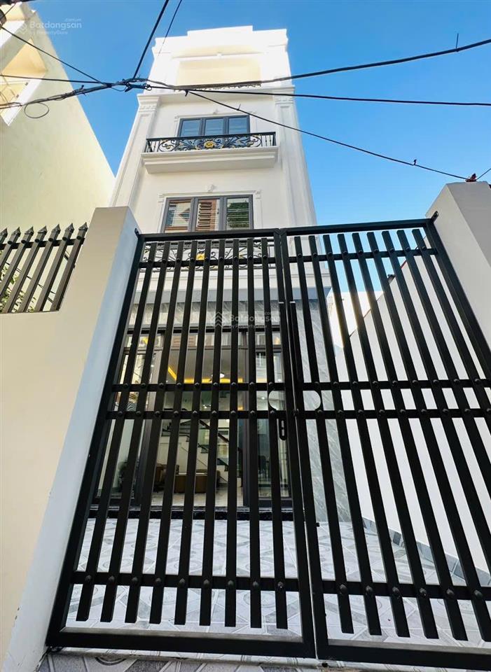 Nhà phố thiên lôi oto đỗ cửa xây mới 3 bước chân ra đến chợ