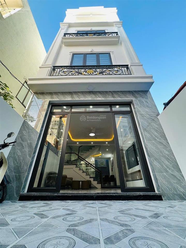 Nhà phố thiên lôi oto đỗ cửa xây mới 3 bước chân ra đến chợ