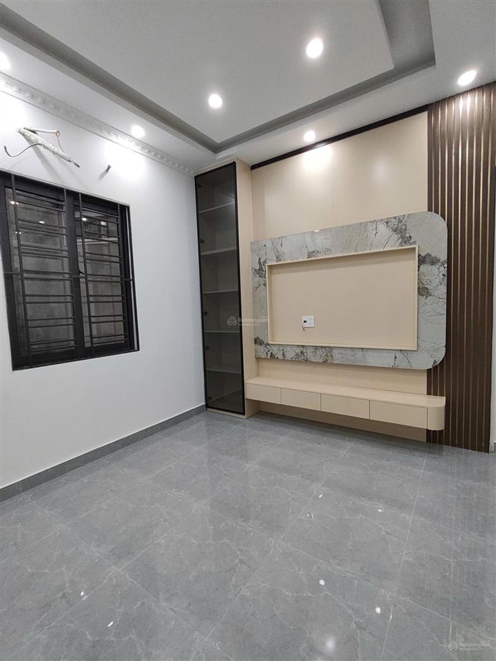 Lên sóng căn nhà mới mặt ngõ hàng kênh