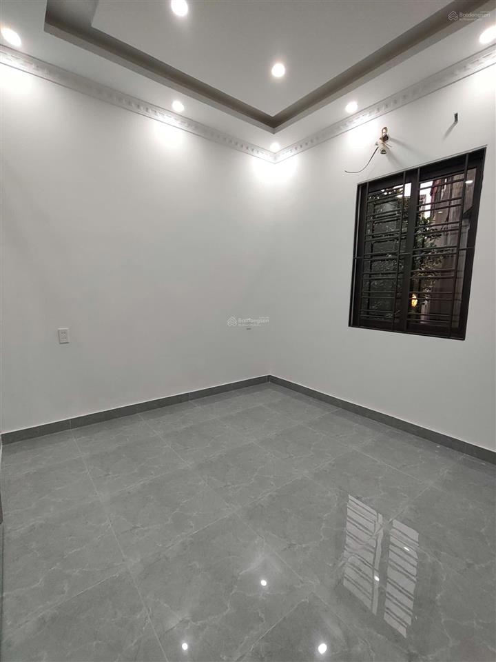 Lên sóng căn nhà mới mặt ngõ hàng kênh